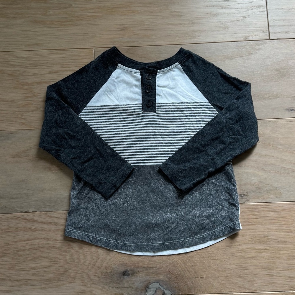 Epic Threads toddler Boys gray white striped Long Sleeve T Shirt tee size 4T